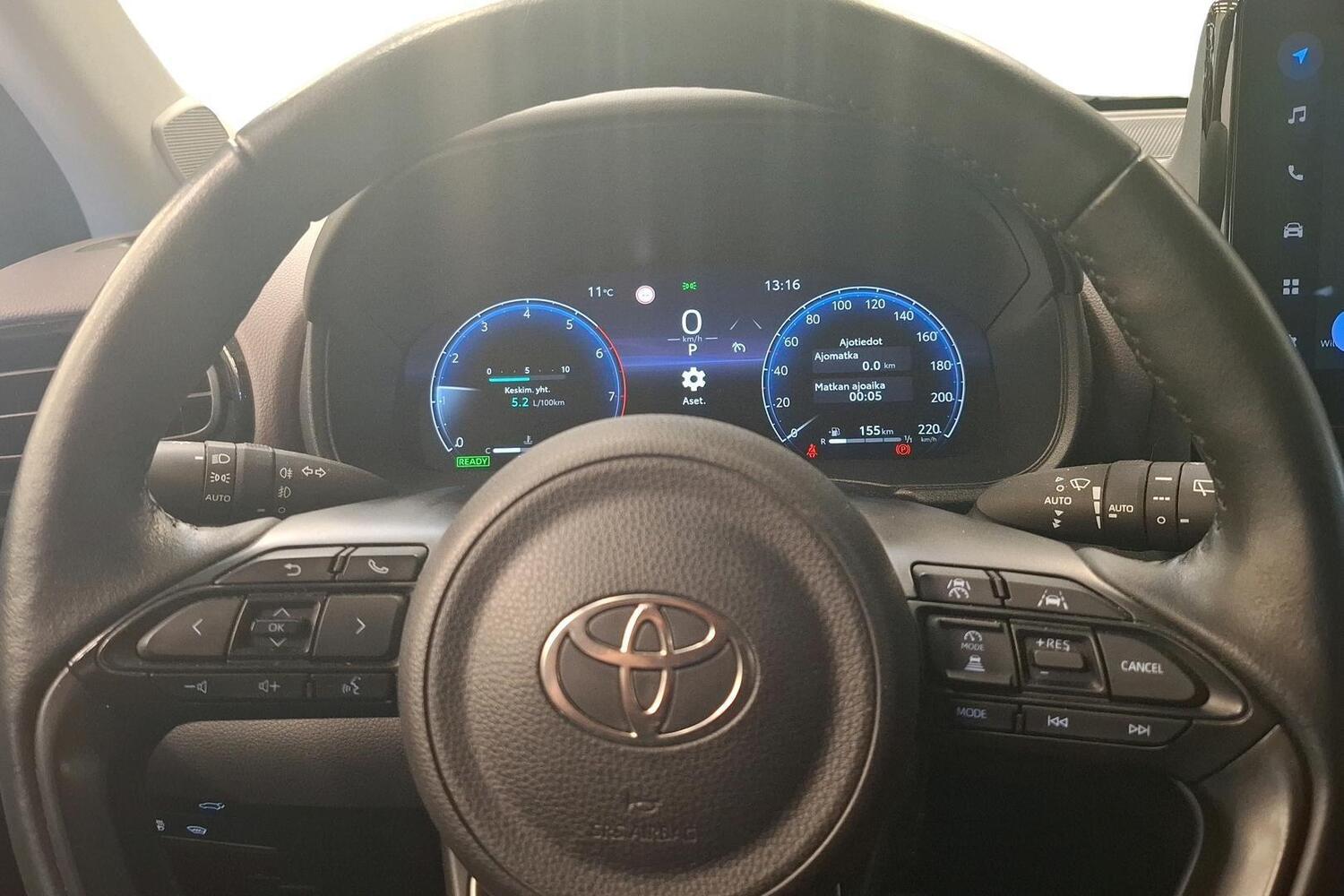 Toyota Yaris Cross vaihtoauto