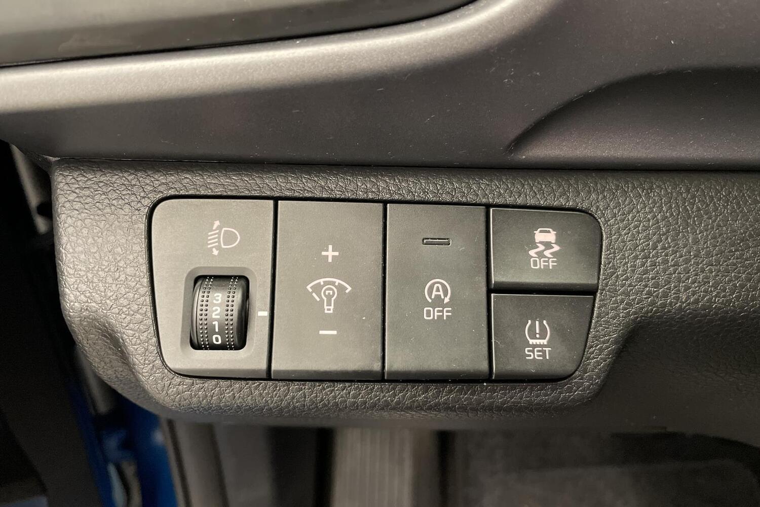 Kia Stonic vaihtoauto