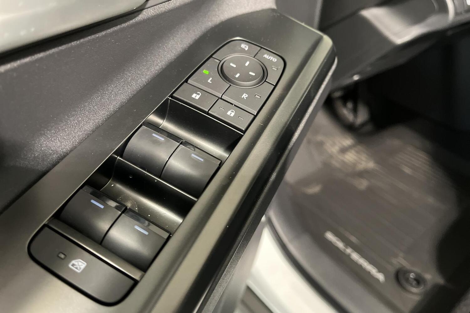 Subaru Solterra vaihtoauto
