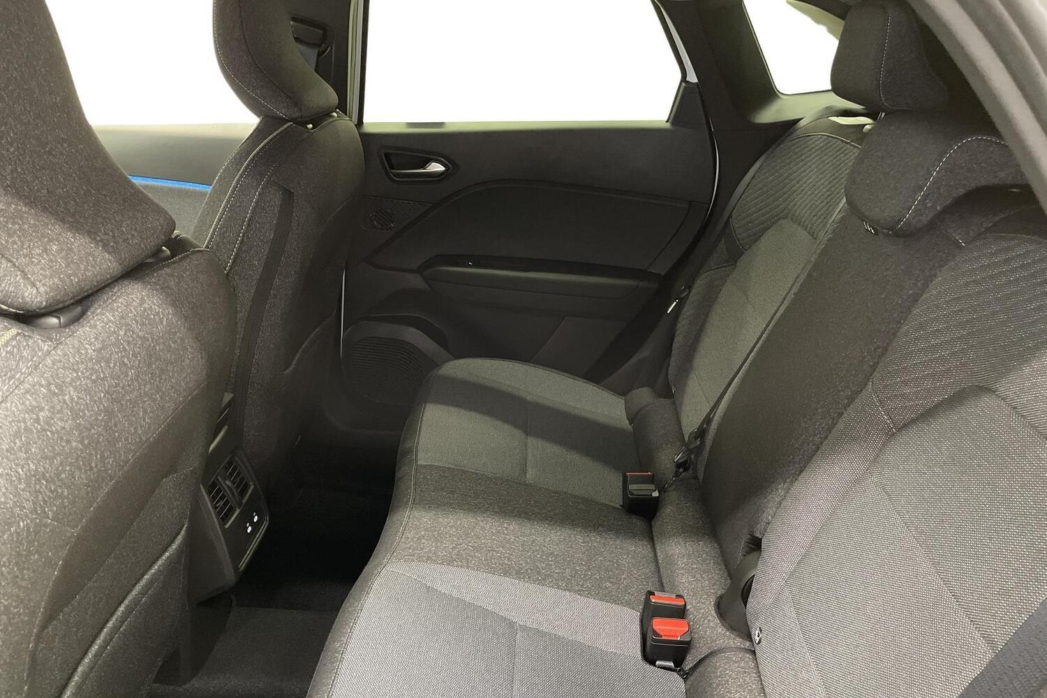 Mitsubishi Grandis vaihtoauto