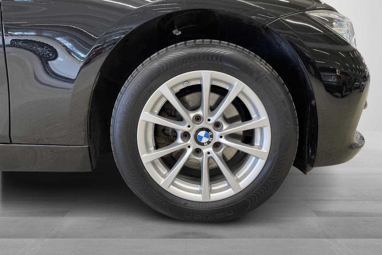 BMW 320 vaihtoauto