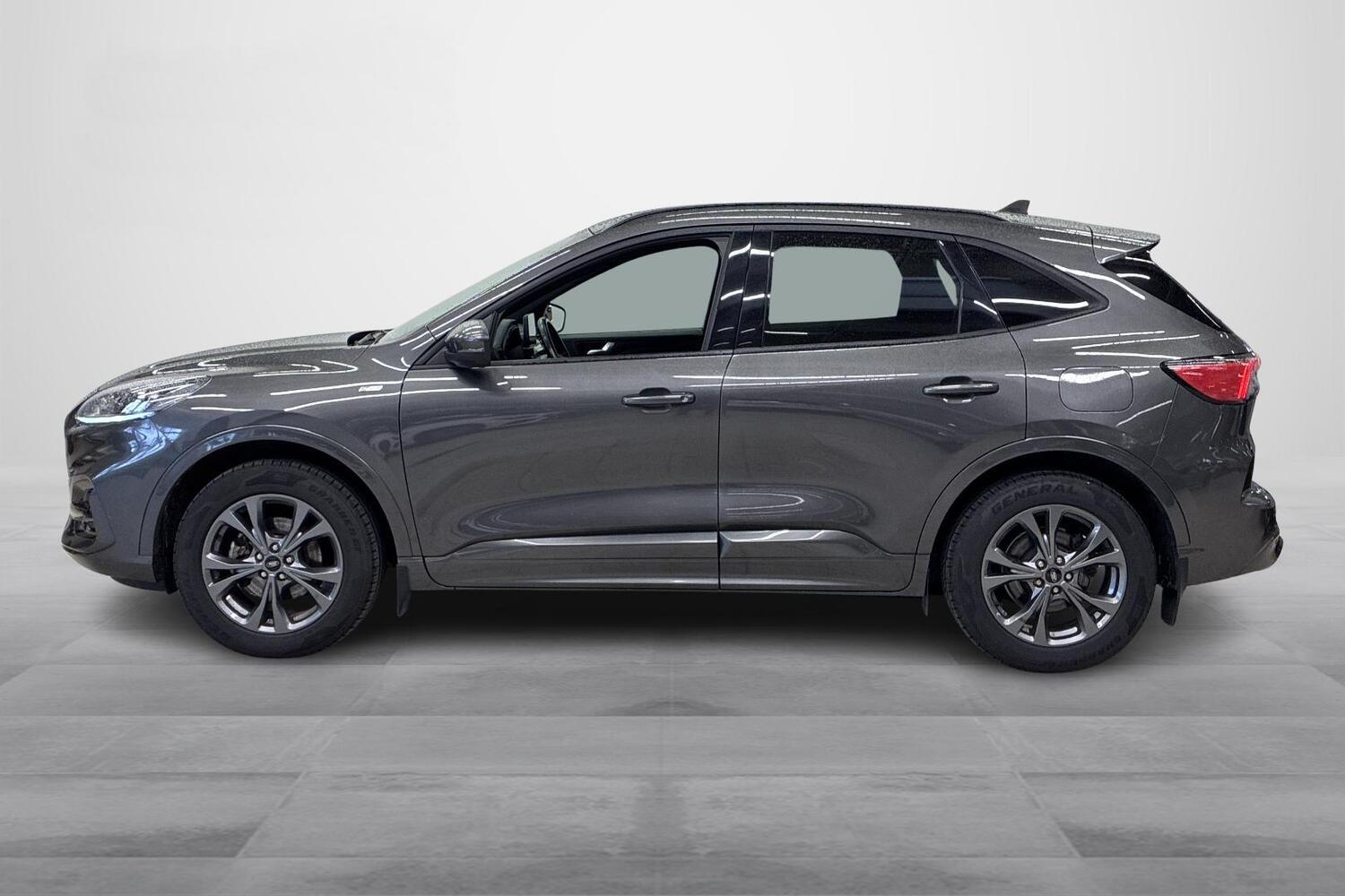 Ford Kuga vaihtoauto