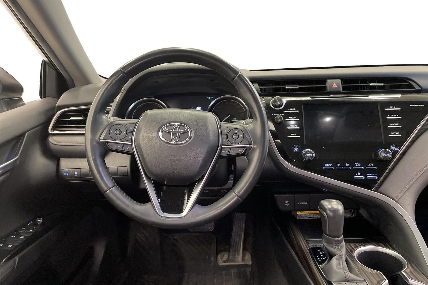 Toyota Camry vaihtoauto