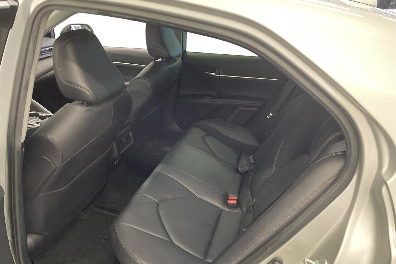 Toyota Camry vaihtoauto