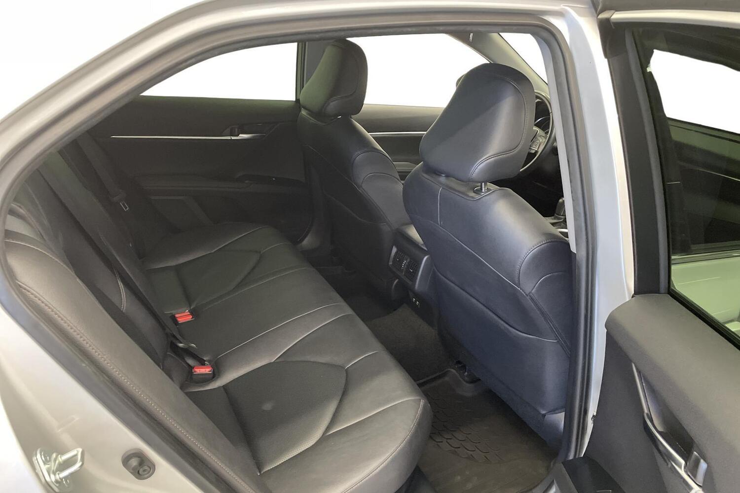 Toyota Camry vaihtoauto