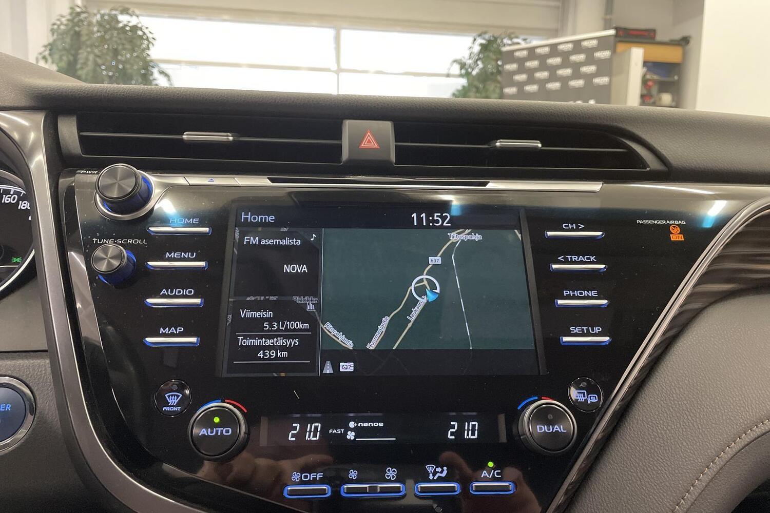 Toyota Camry vaihtoauto