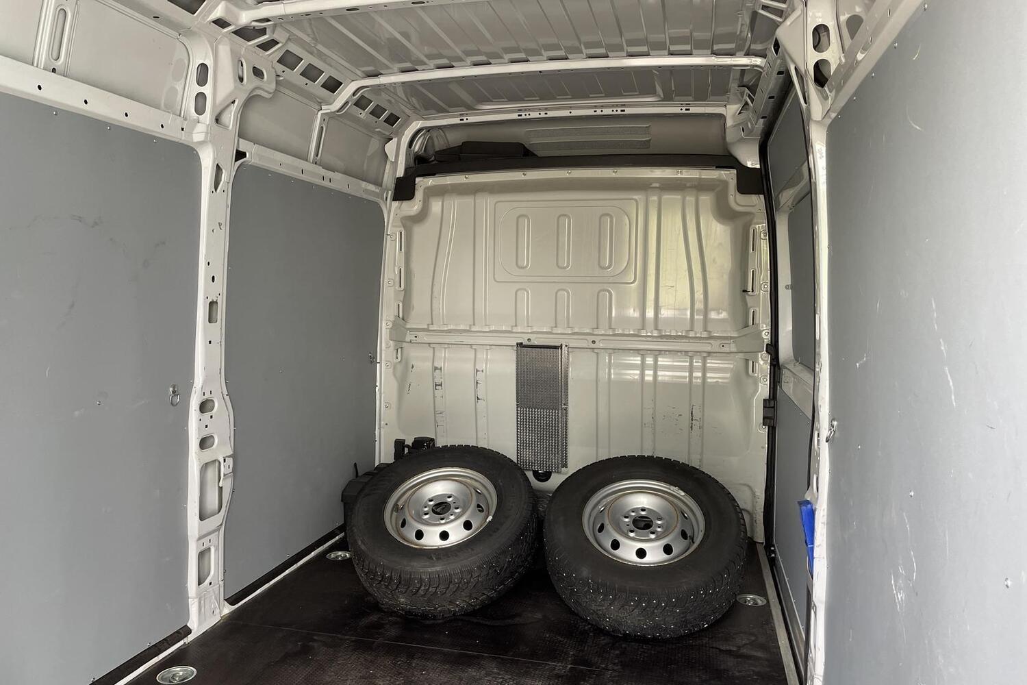 Opel Movano vaihtoauto