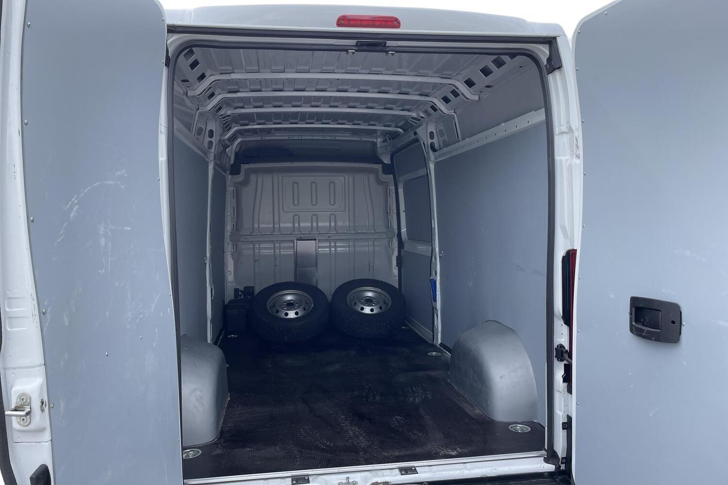 Opel Movano vaihtoauto