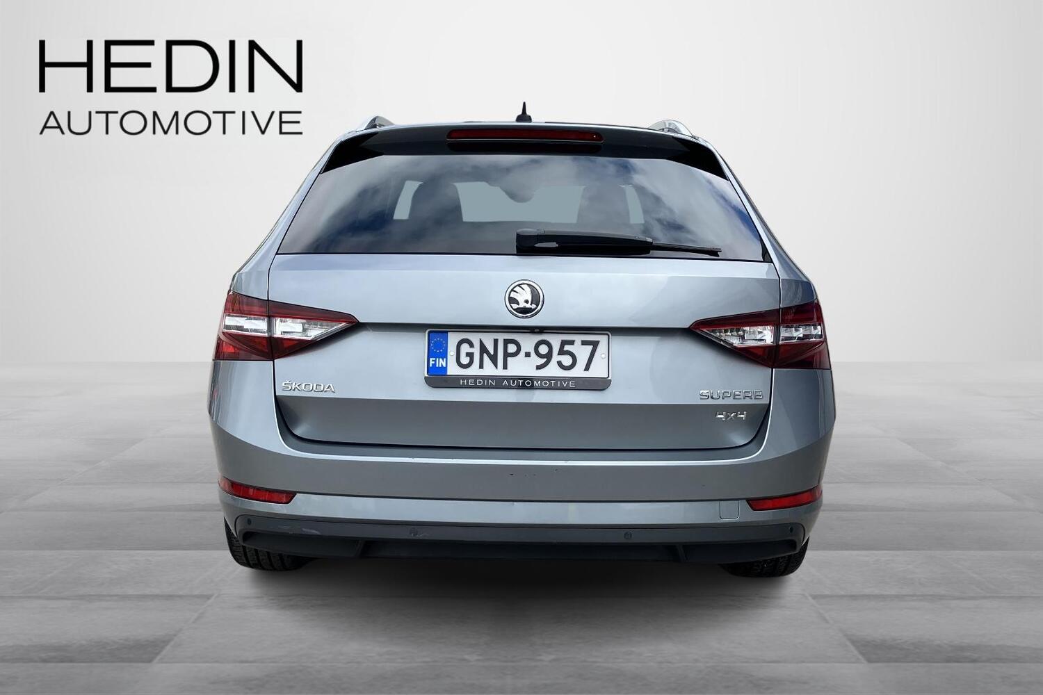 Skoda Superb vaihtoauto