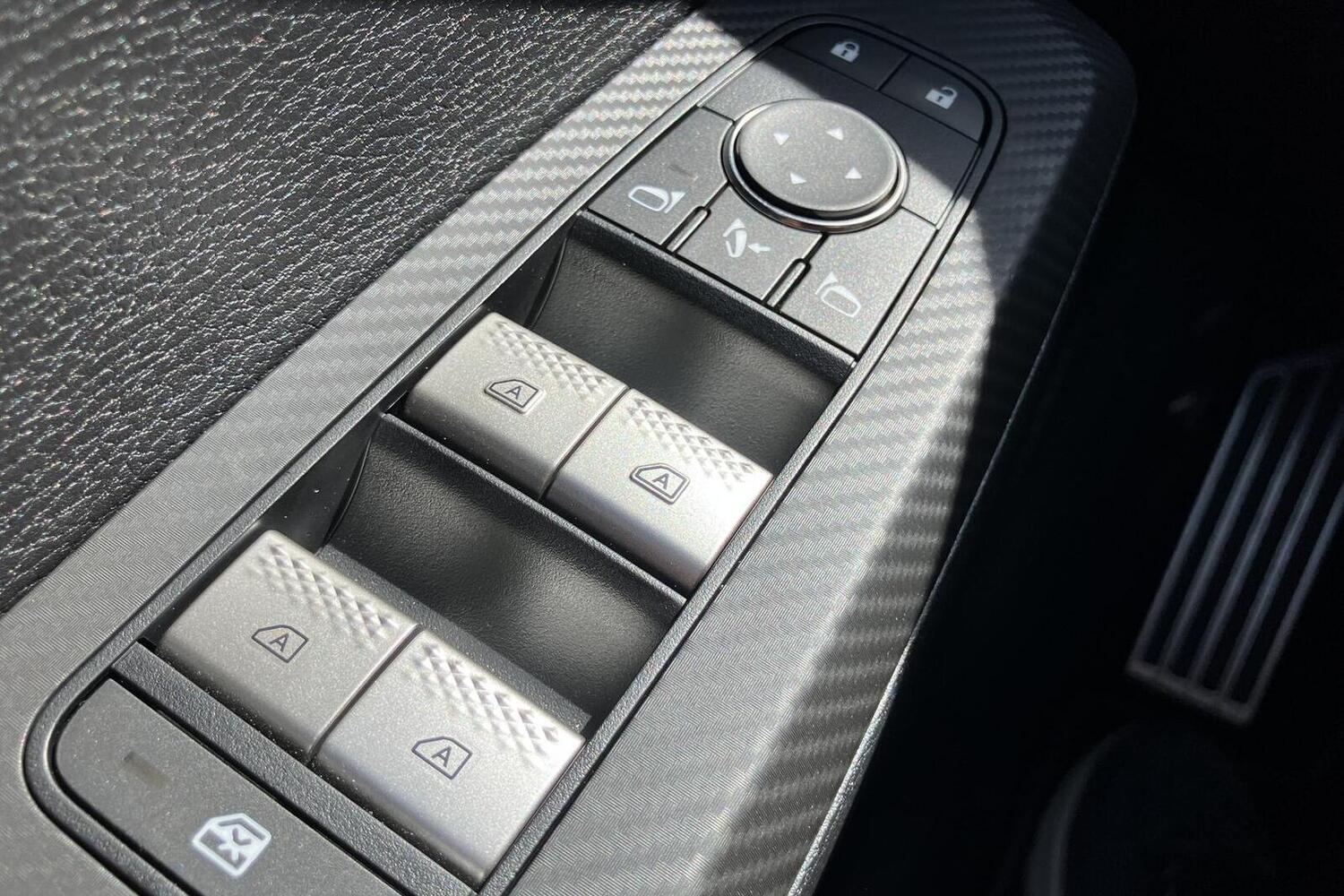 Mitsubishi Outlander vaihtoauto