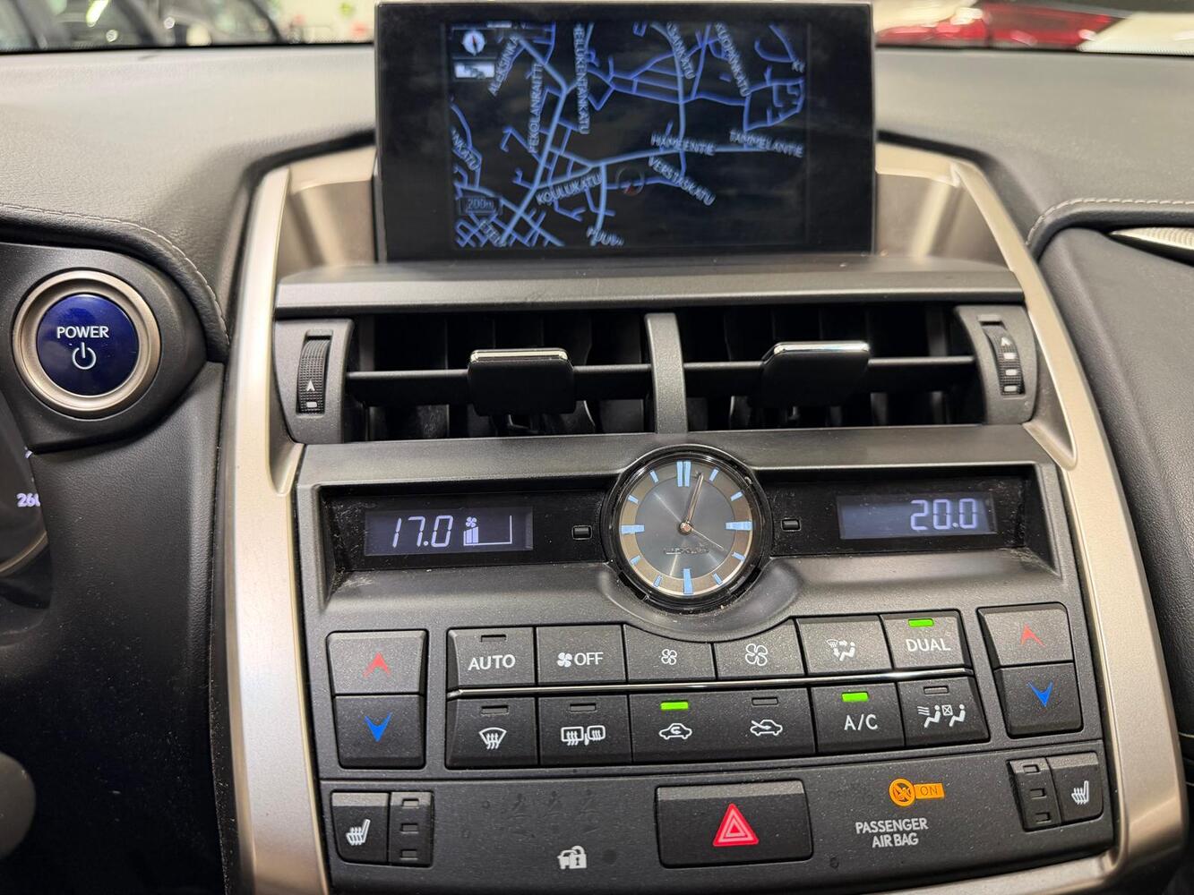 Lexus NX vaihtoauto