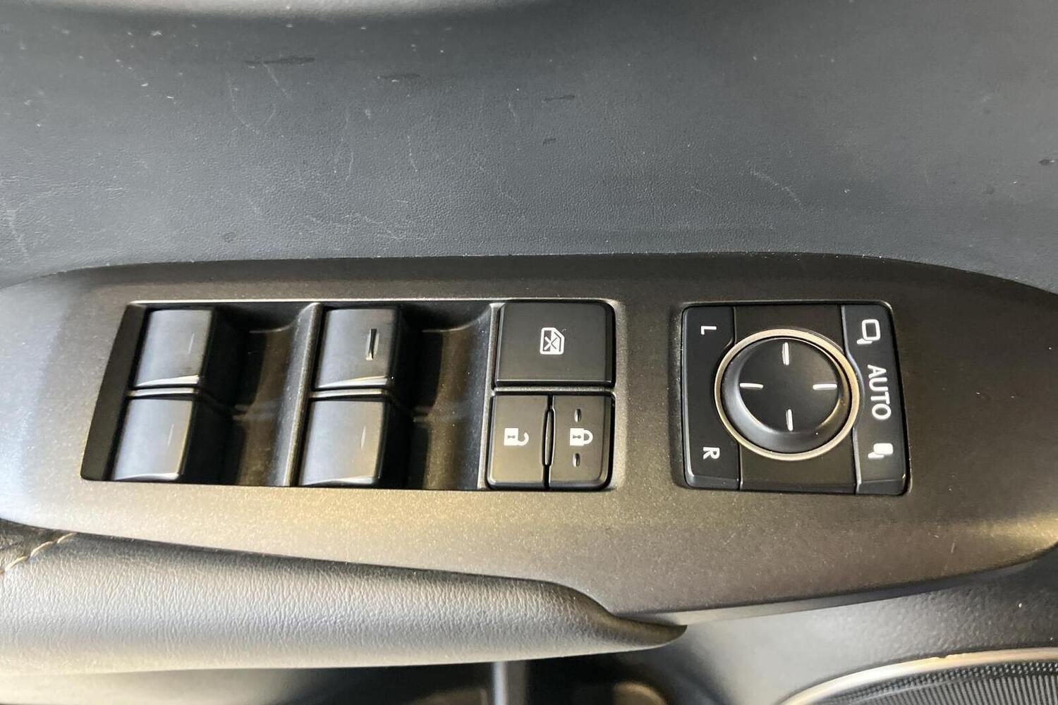 Lexus NX vaihtoauto