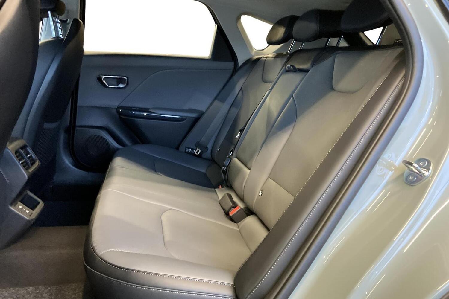 Kia K4 vaihtoauto