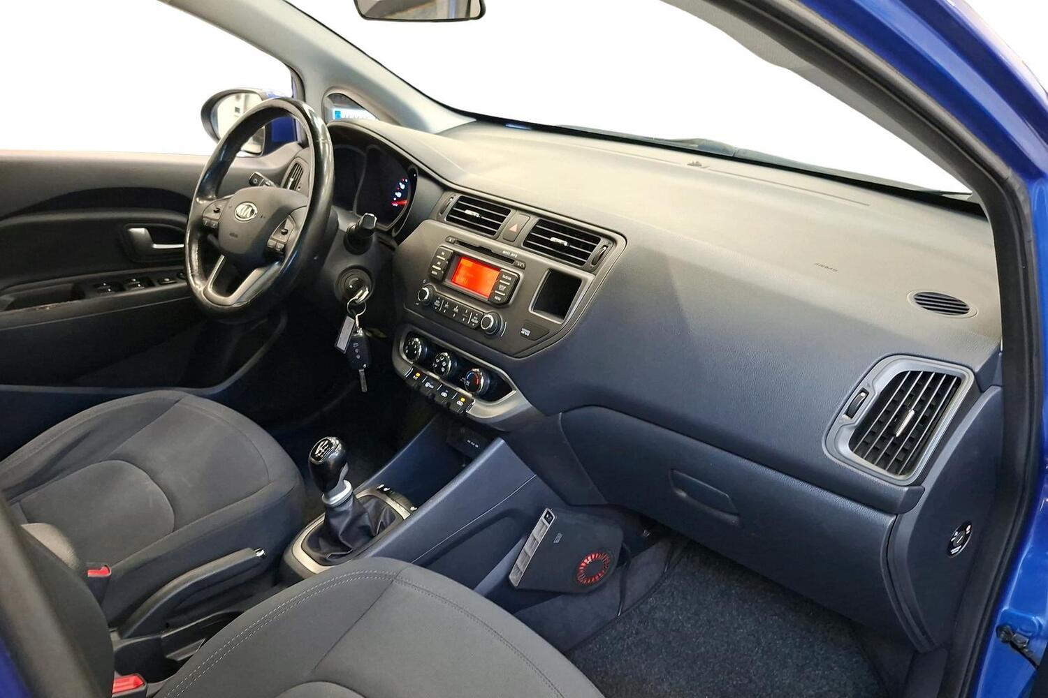 Kia Rio vaihtoauto