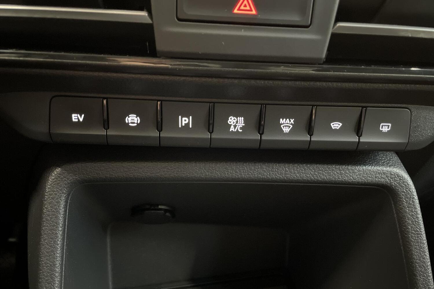 Ford Transit Connect vaihtoauto