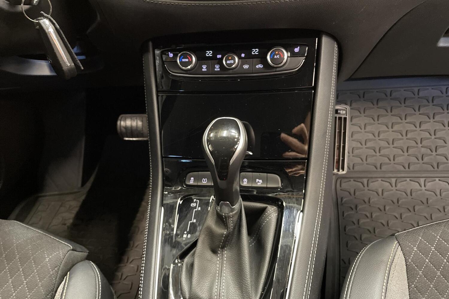 Opel Grandland X vaihtoauto