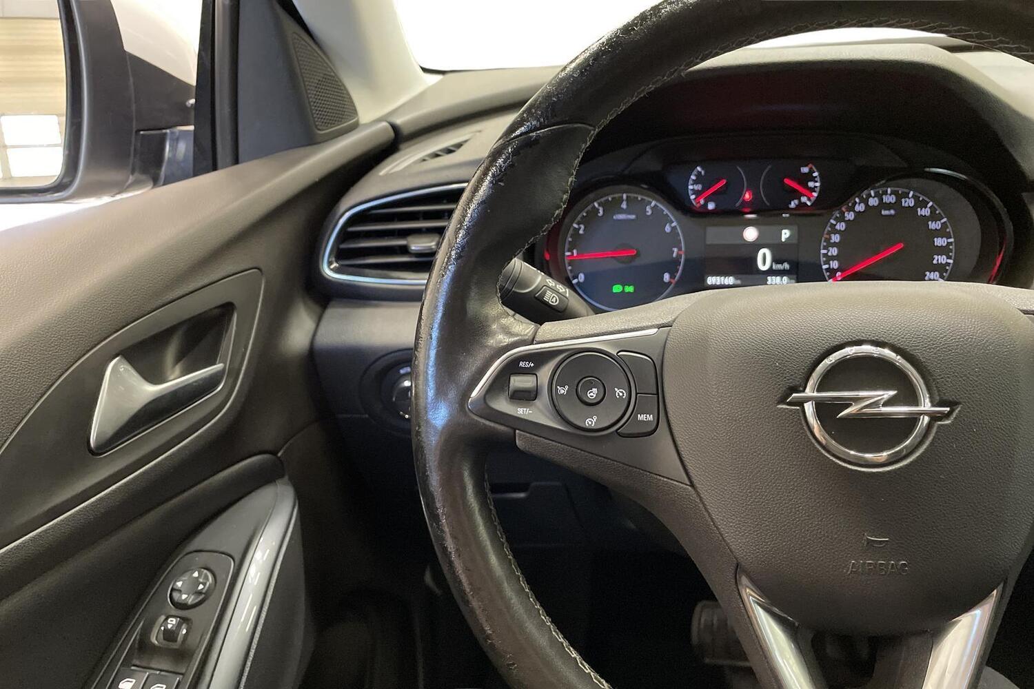Opel Grandland X vaihtoauto
