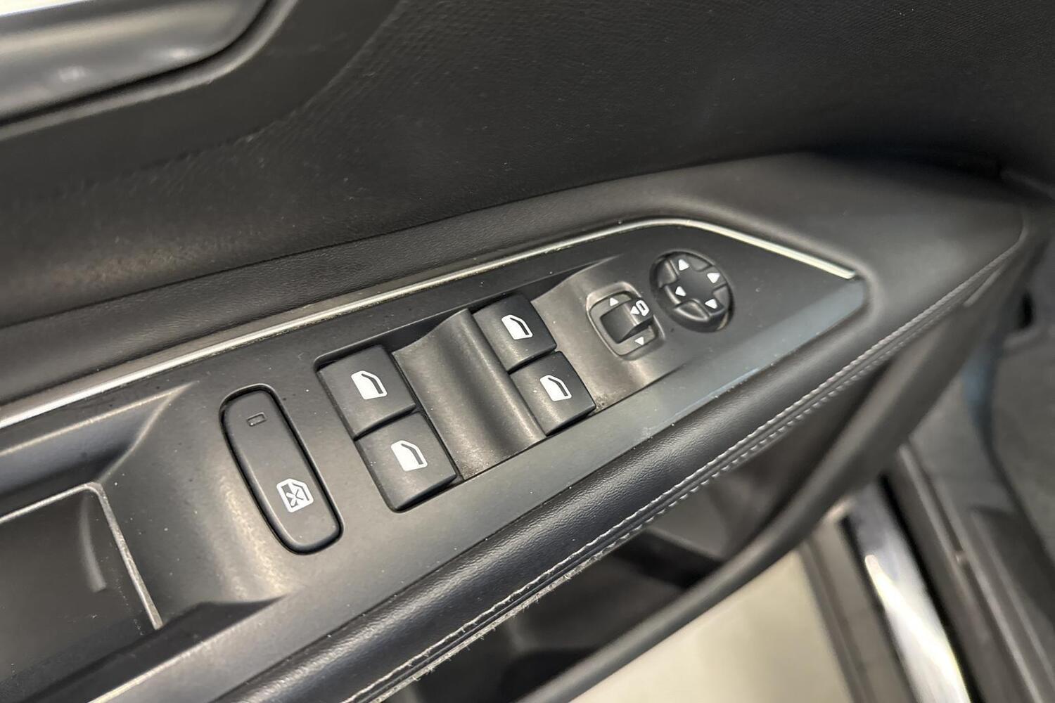 Peugeot 5008 vaihtoauto