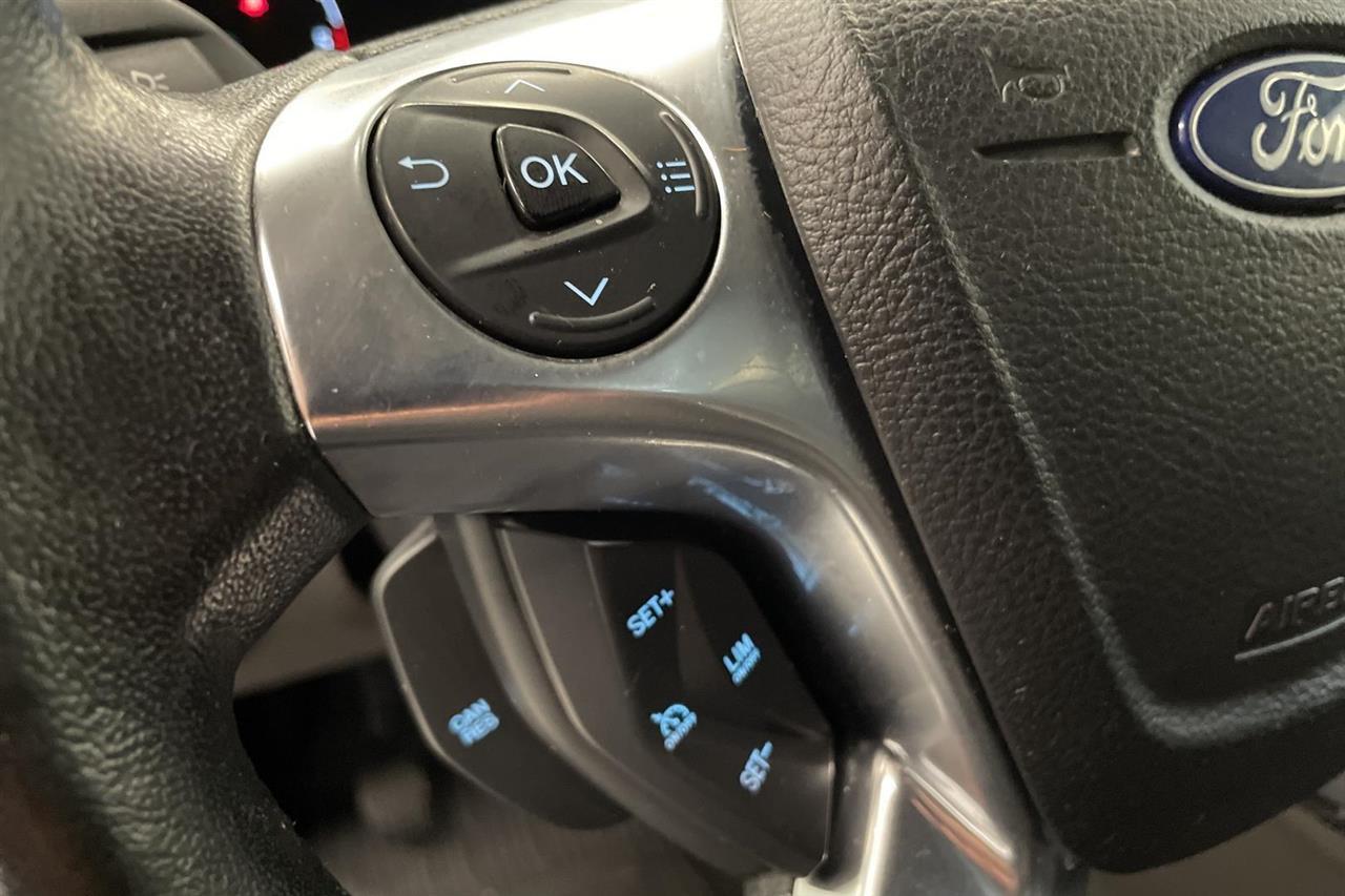 Ford Transit Connect vaihtoauto