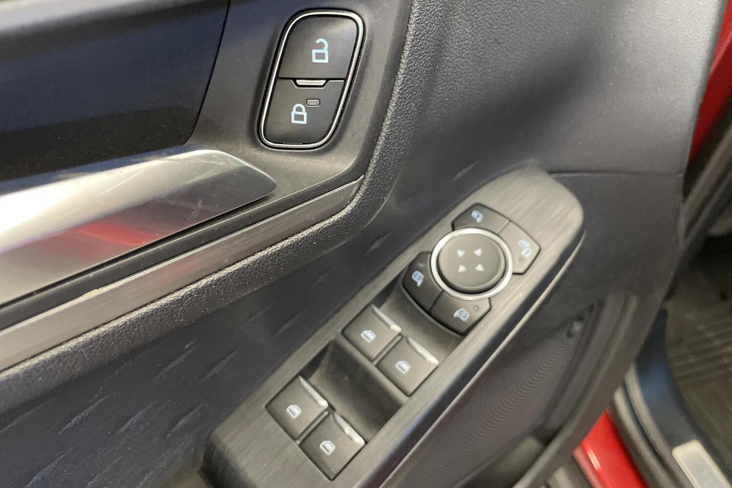 Ford Kuga vaihtoauto