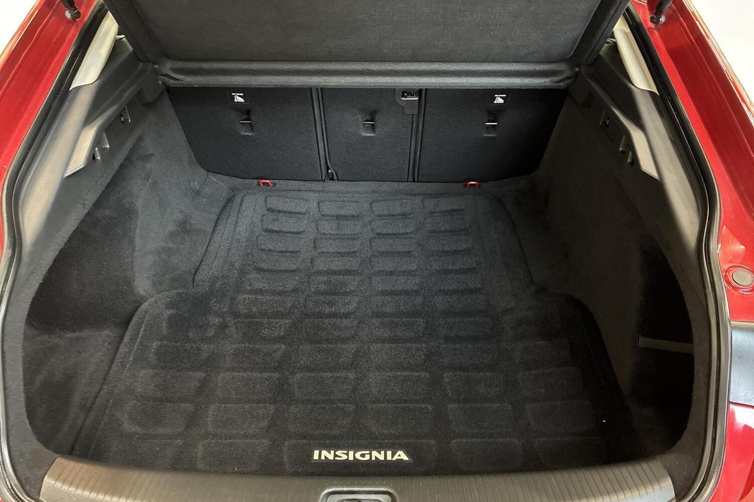 Opel Insignia vaihtoauto