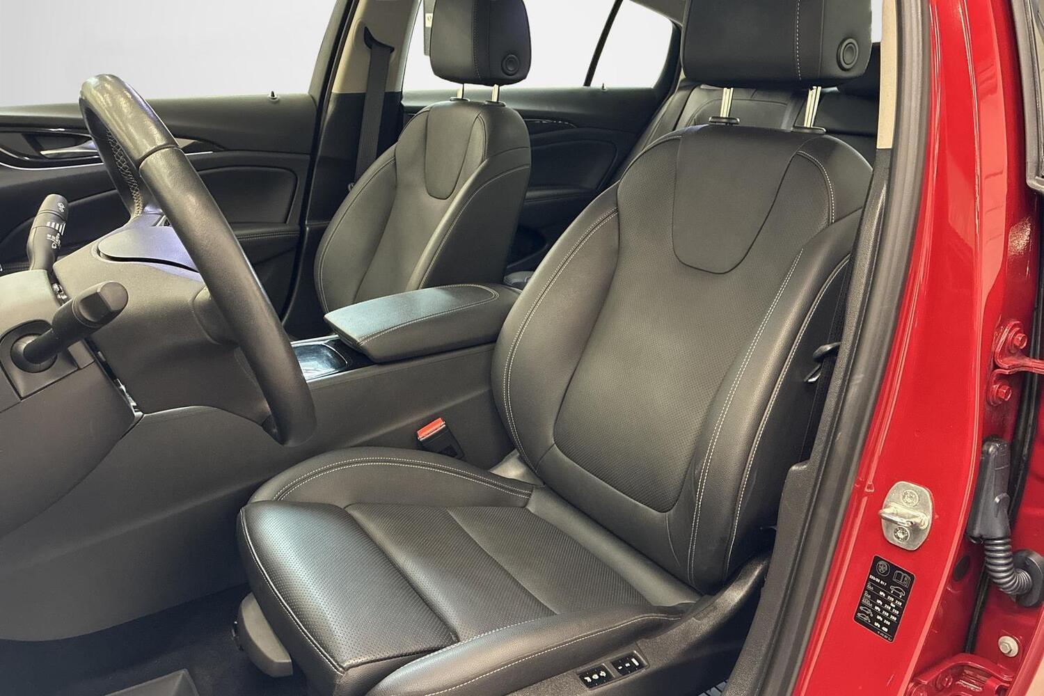 Opel Insignia vaihtoauto