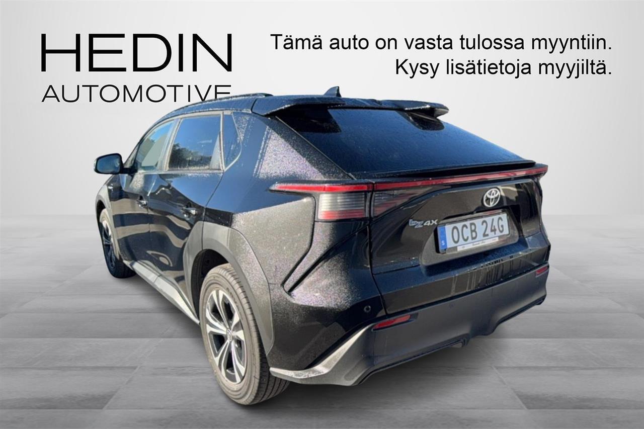 Toyota bZ4X vaihtoauto