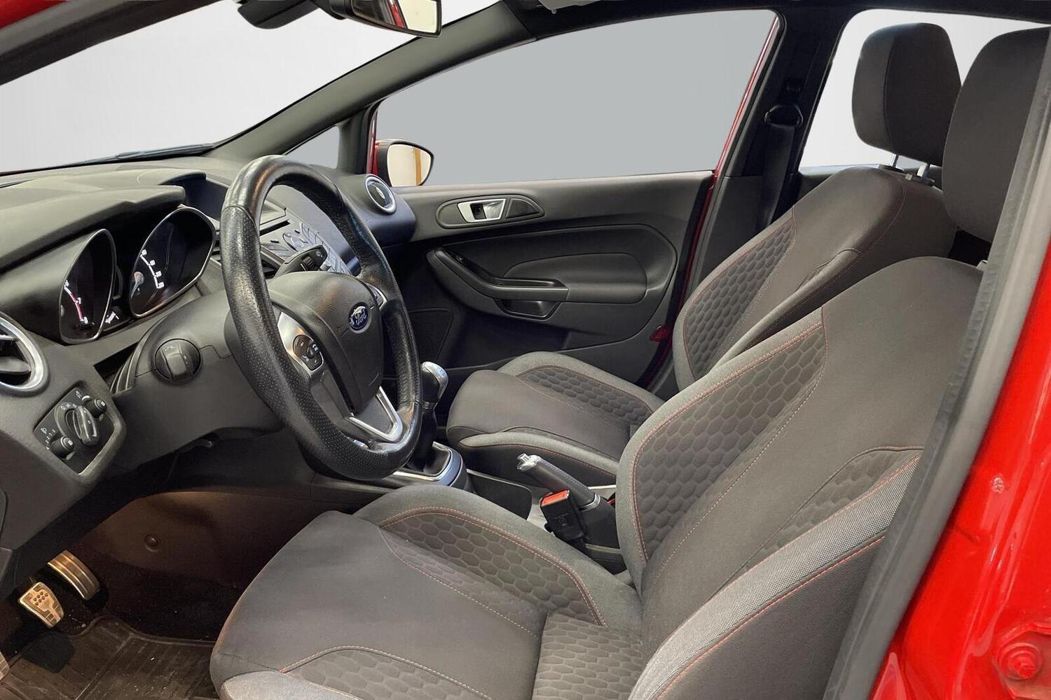 Ford Fiesta vaihtoauto