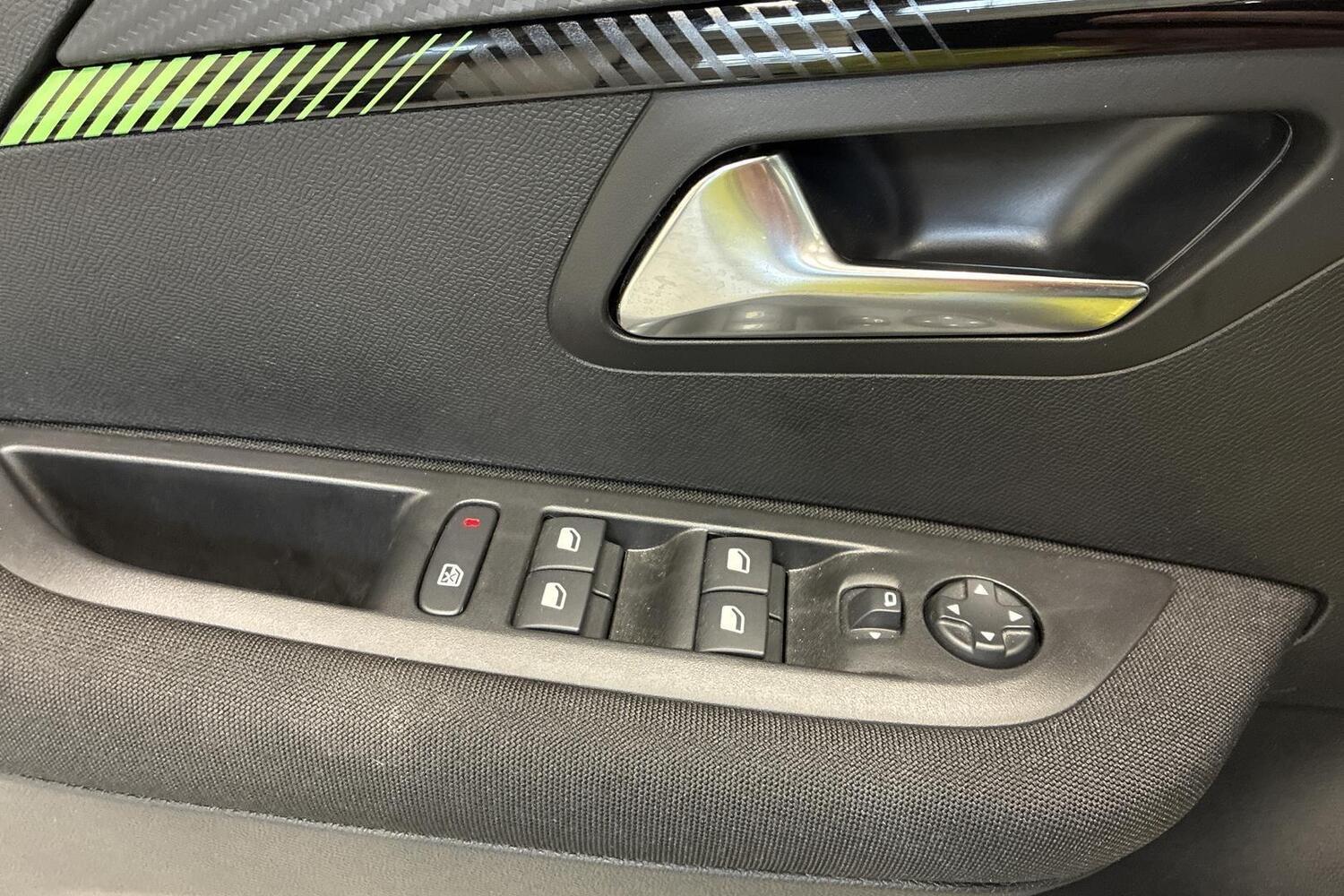 Peugeot 208 vaihtoauto