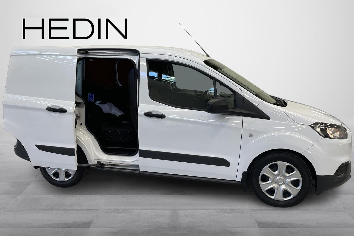 Ford Transit Courier vaihtoauto
