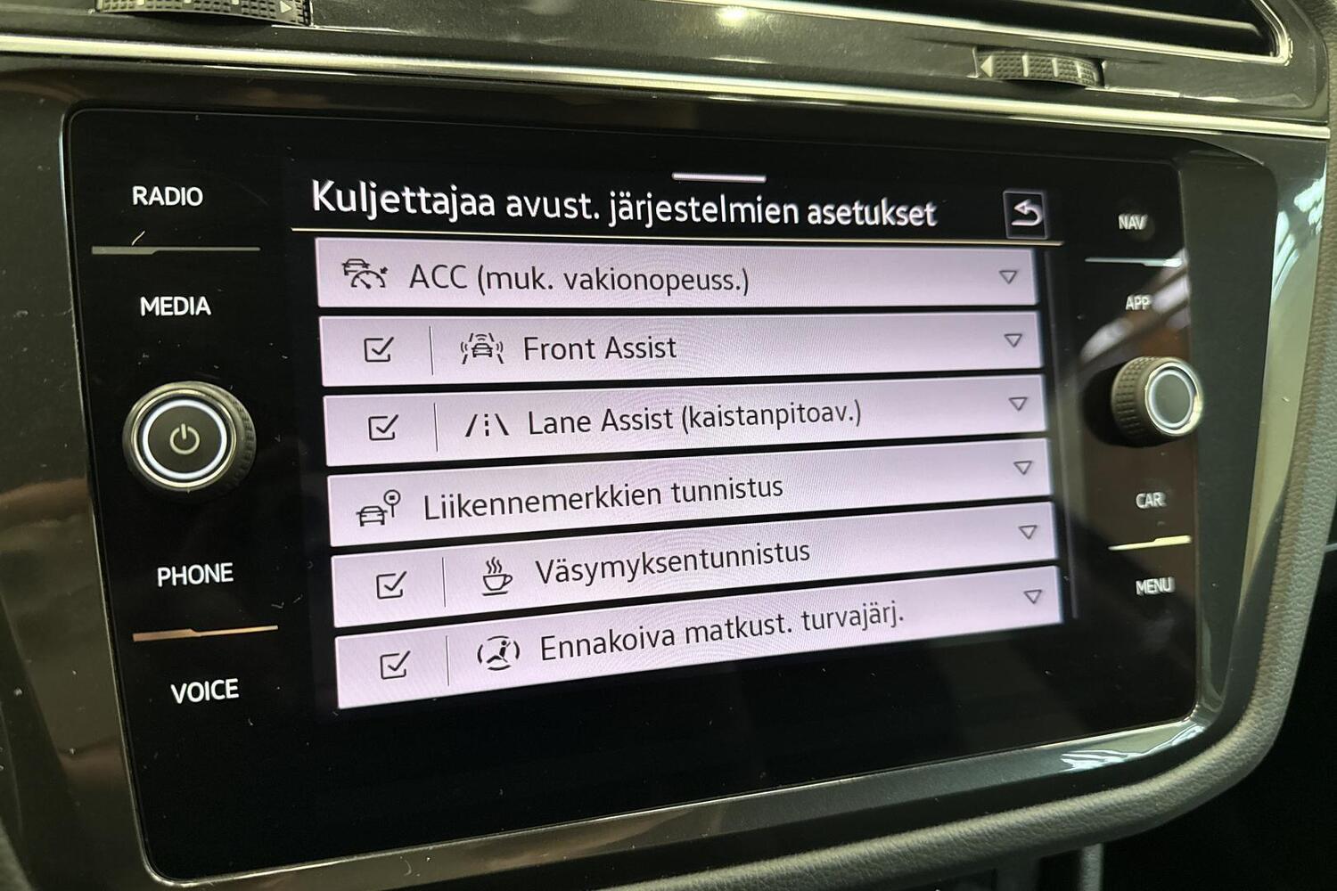 Volkswagen Tiguan vaihtoauto