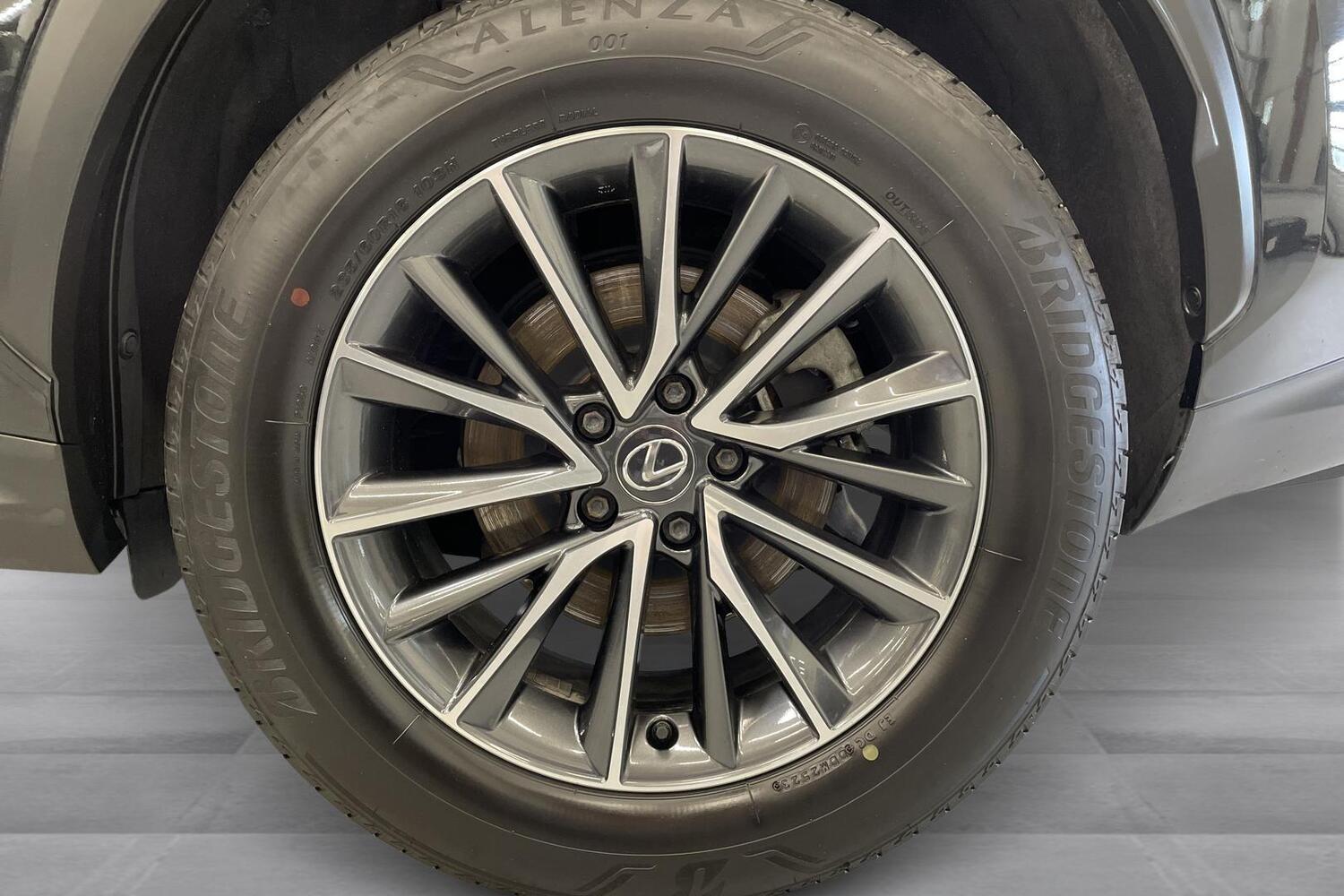 Lexus NX vaihtoauto