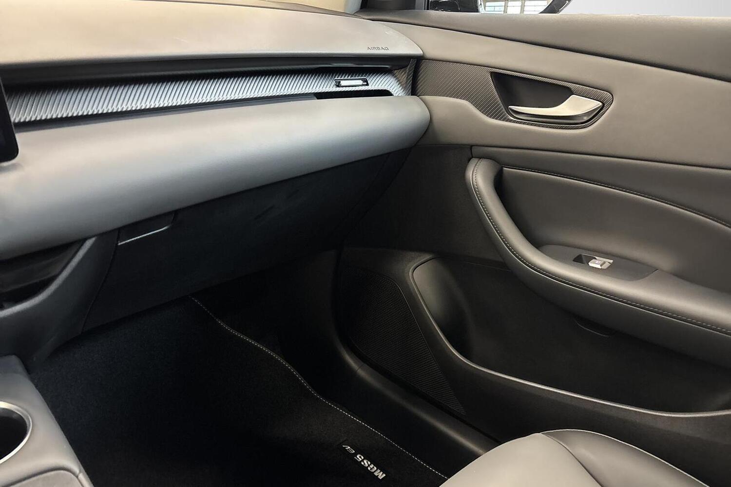 MG MGS5 EV vaihtoauto