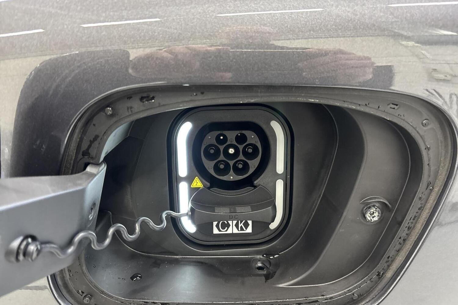 MG MGS5 EV vaihtoauto