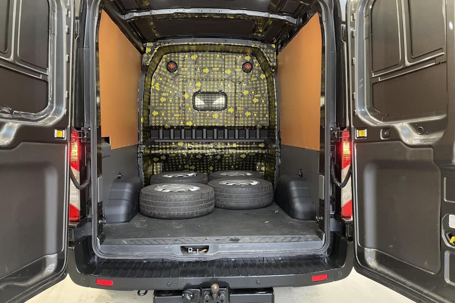 Ford Transit vaihtoauto