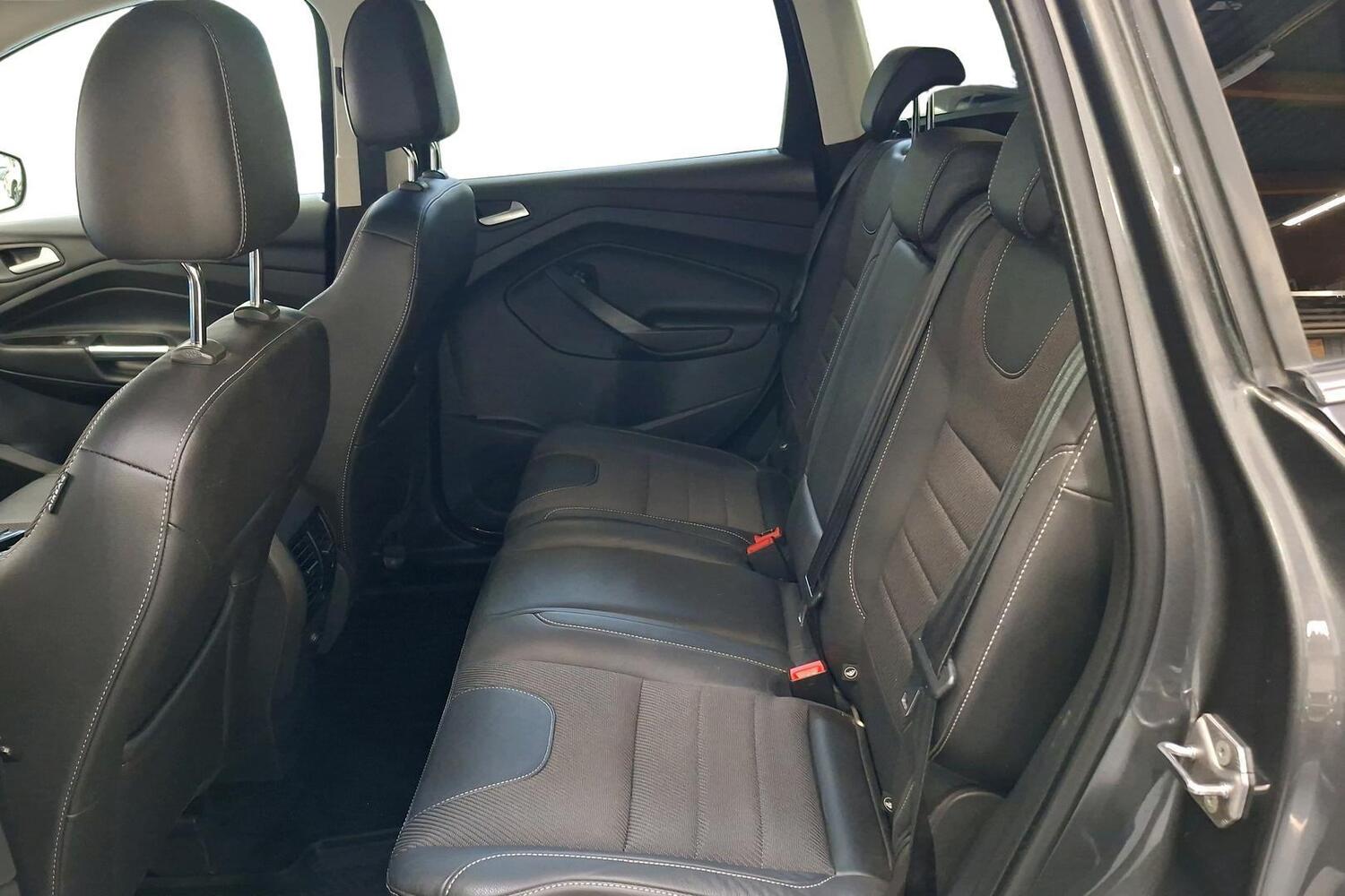 Ford Kuga vaihtoauto