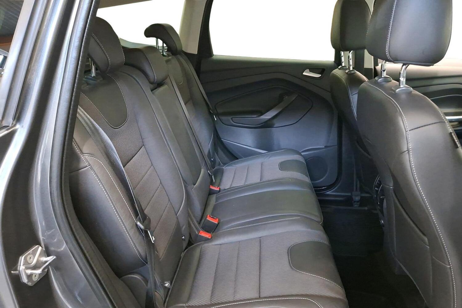 Ford Kuga vaihtoauto