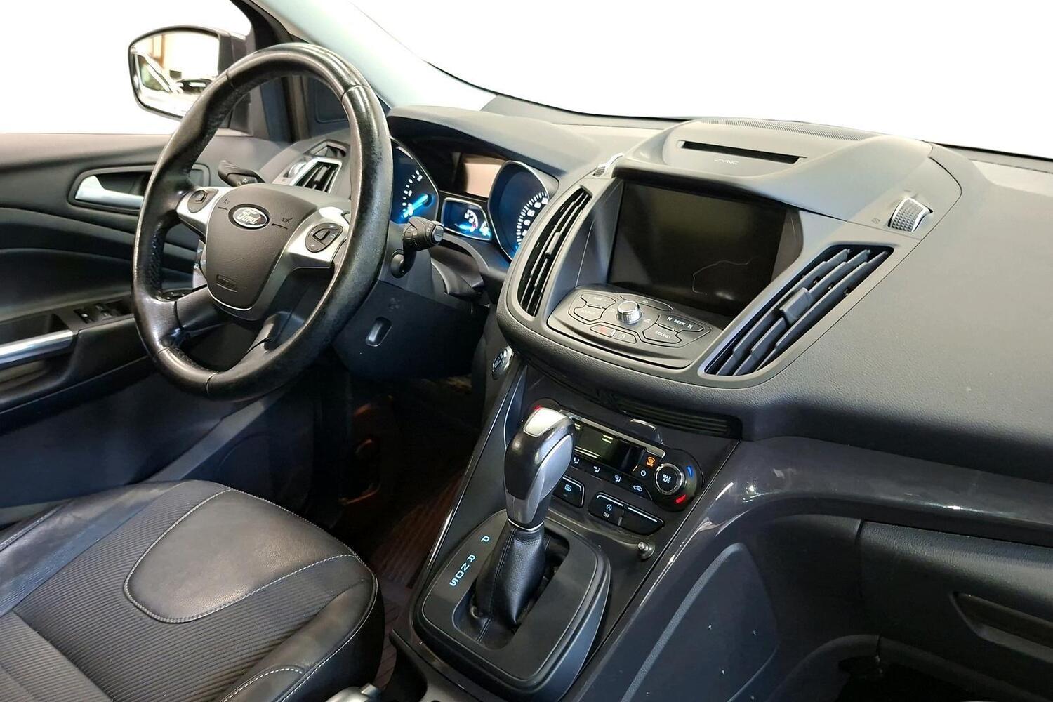 Ford Kuga vaihtoauto
