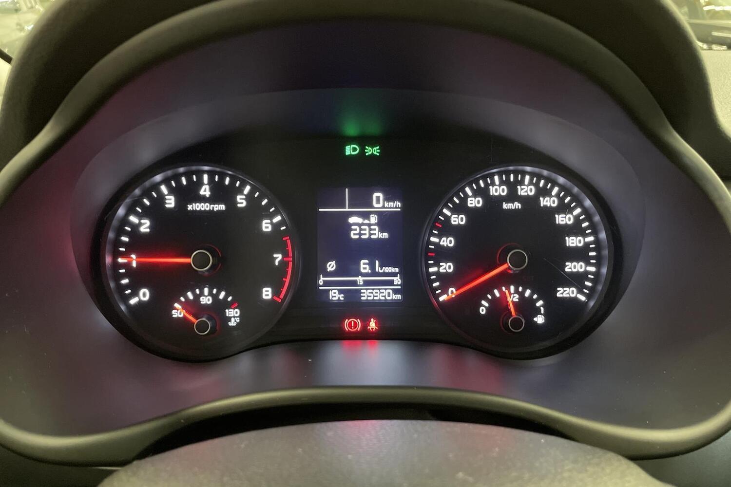 Kia Stonic vaihtoauto