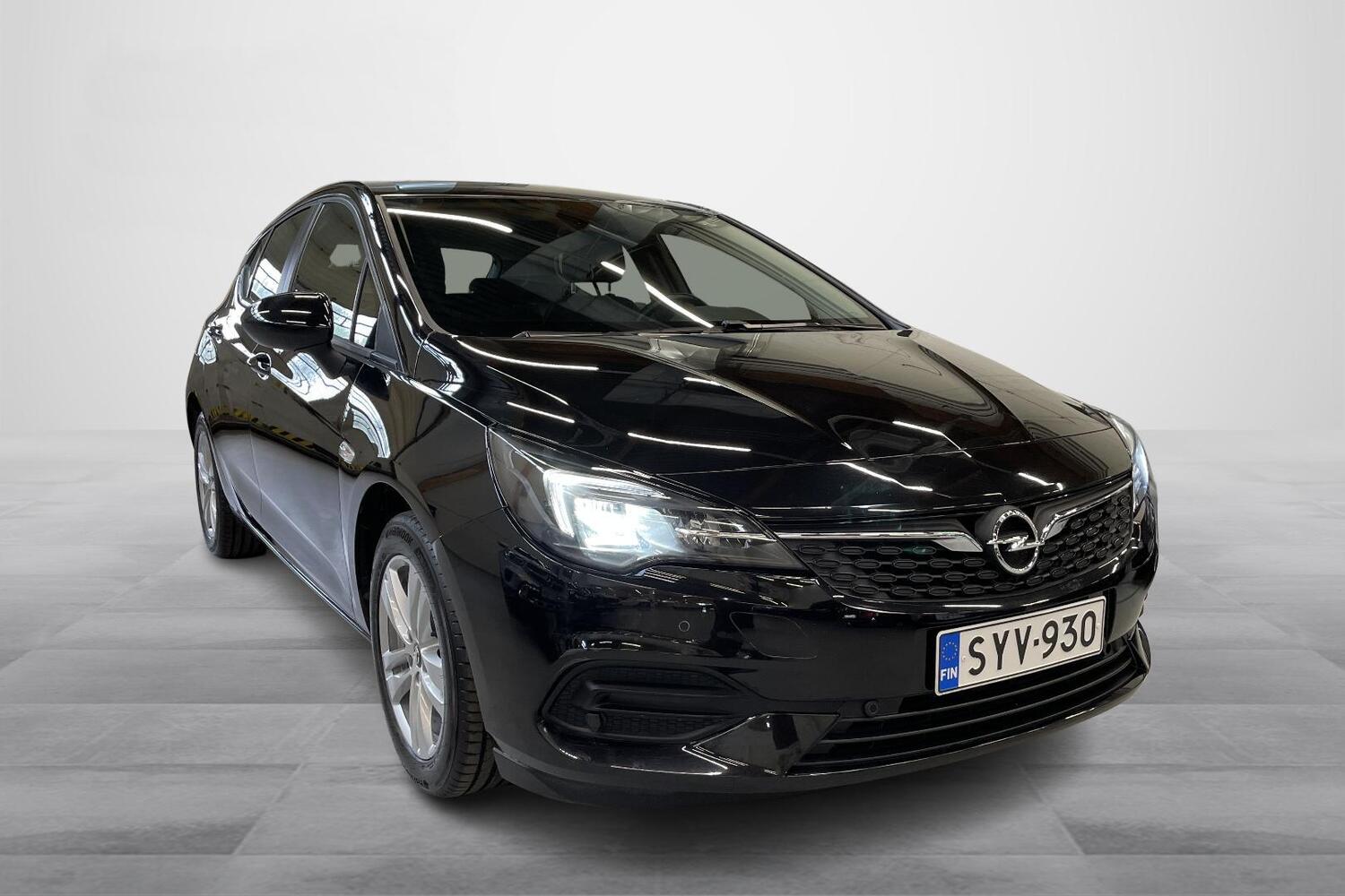 Opel Astra vaihtoauto