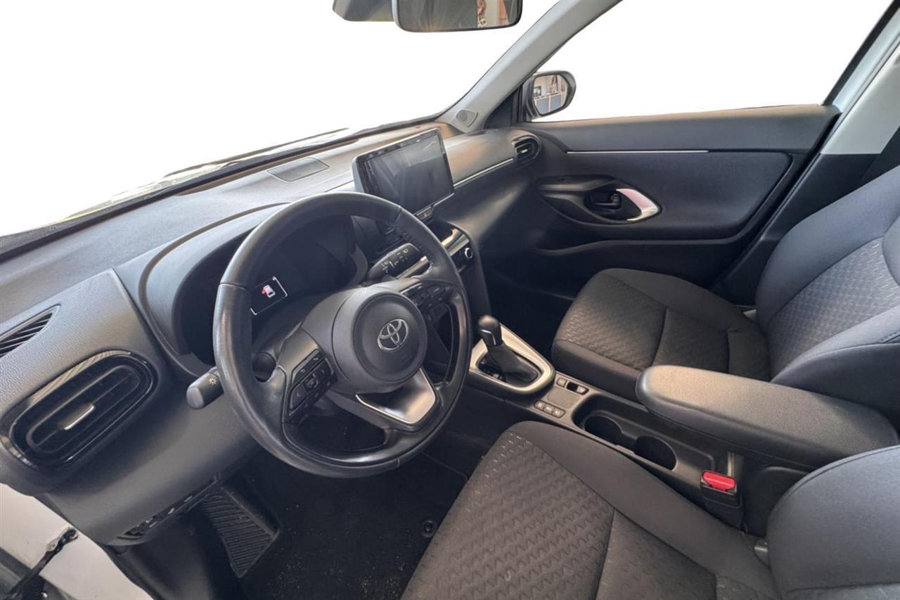 Toyota Yaris Cross vaihtoauto