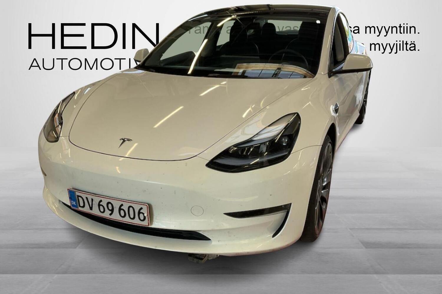 Tesla Model 3 vaihtoauto