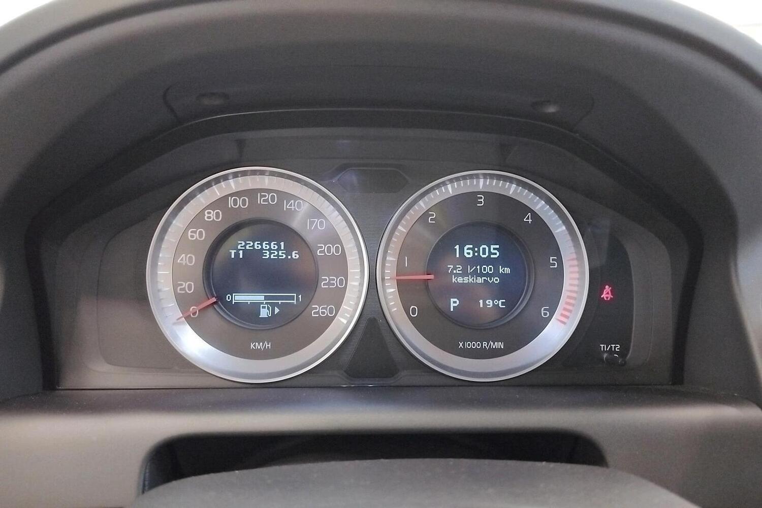 Volvo XC60 vaihtoauto