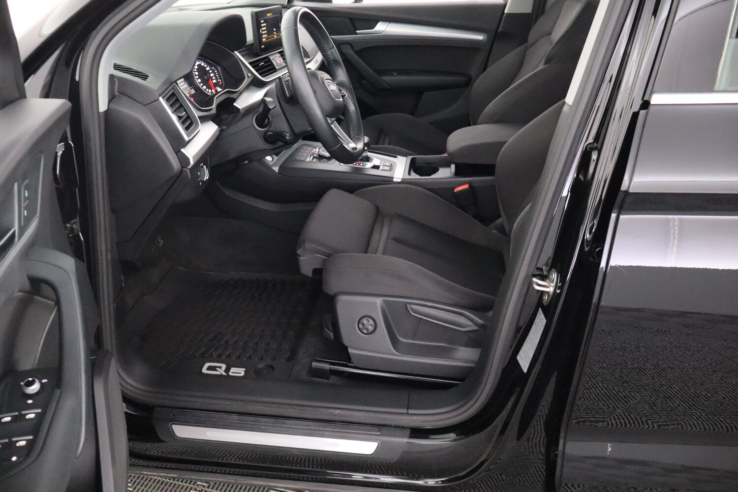 Audi Q5 vaihtoauto