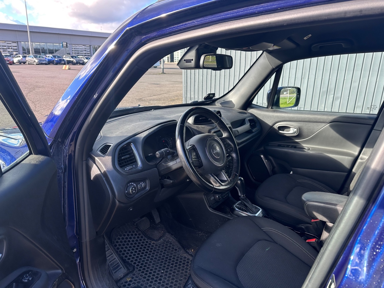 Jeep Renegade vaihtoauto