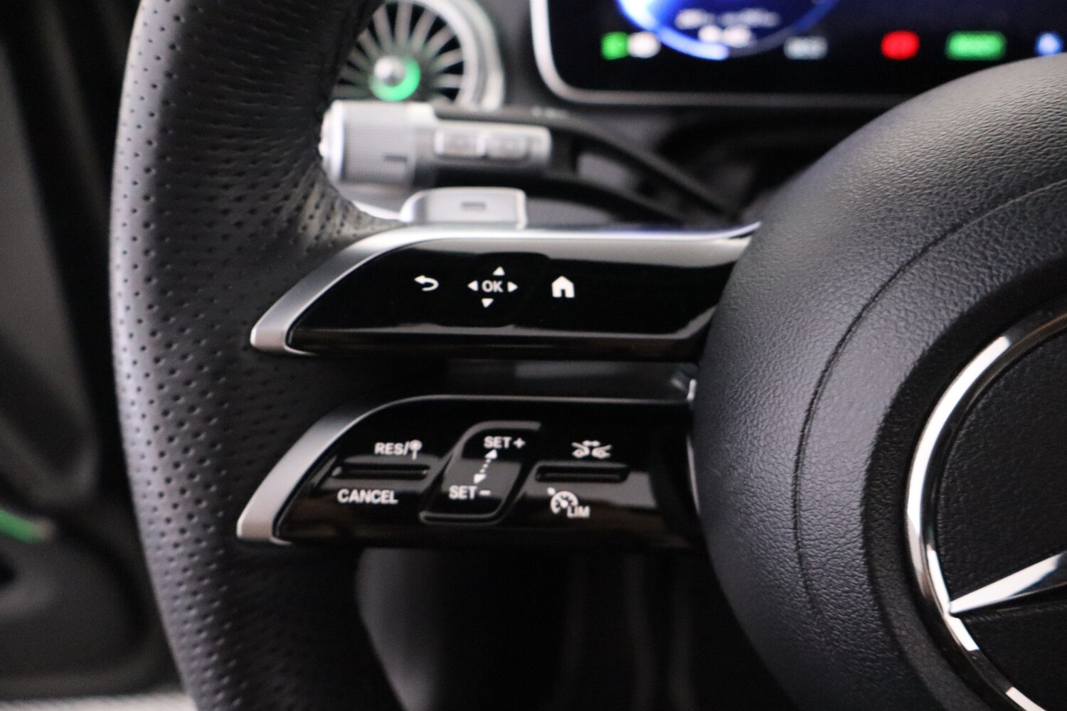 Mercedes-Benz EQS vaihtoauto