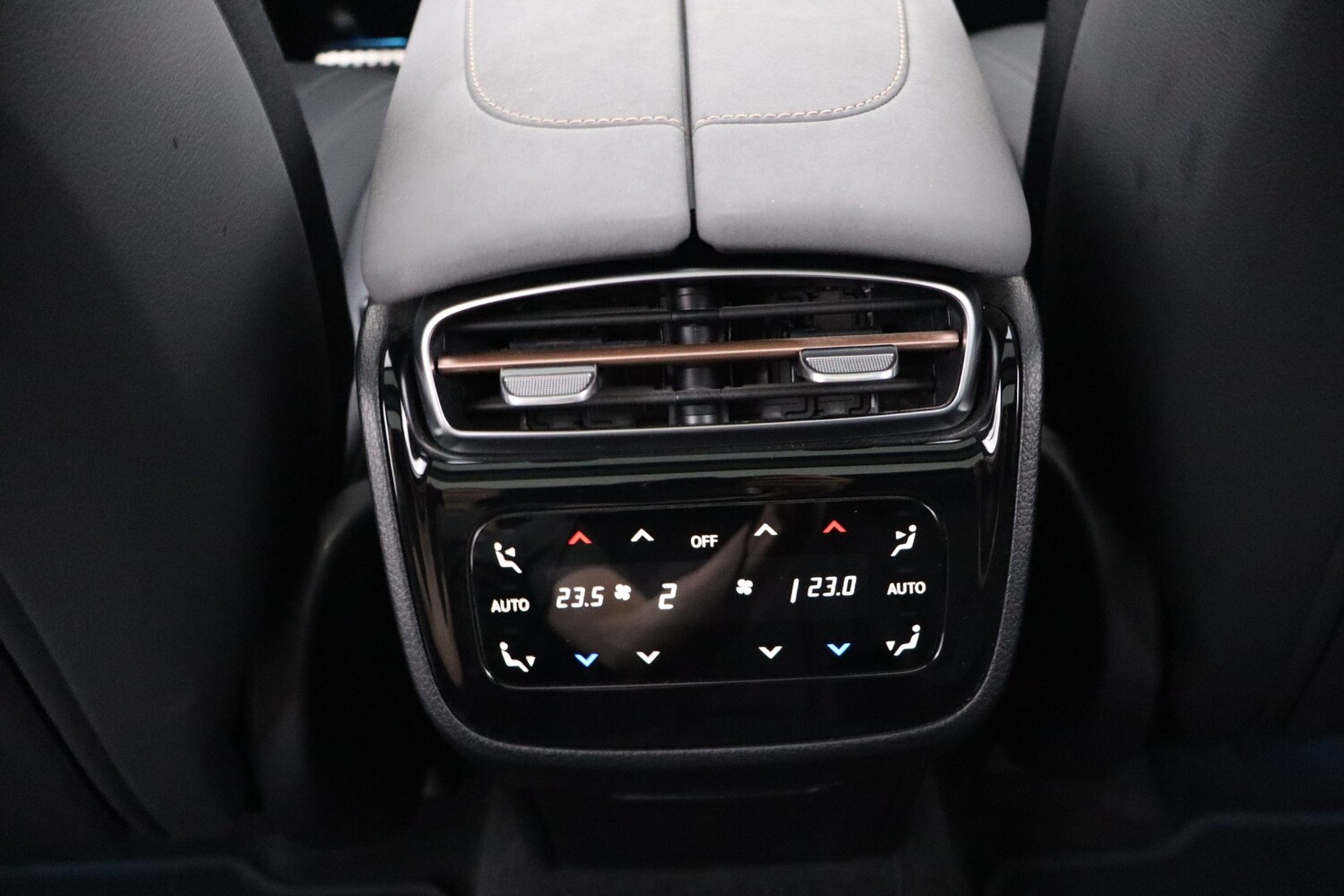 Mercedes-Benz EQS vaihtoauto