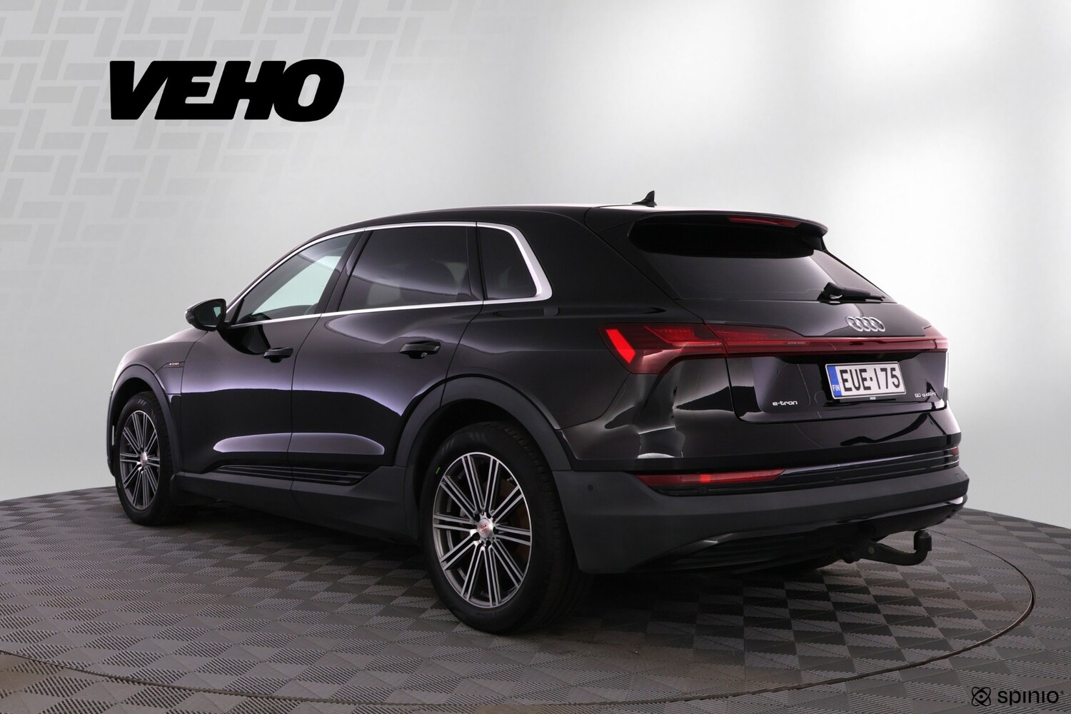 Audi e-tron vaihtoauto