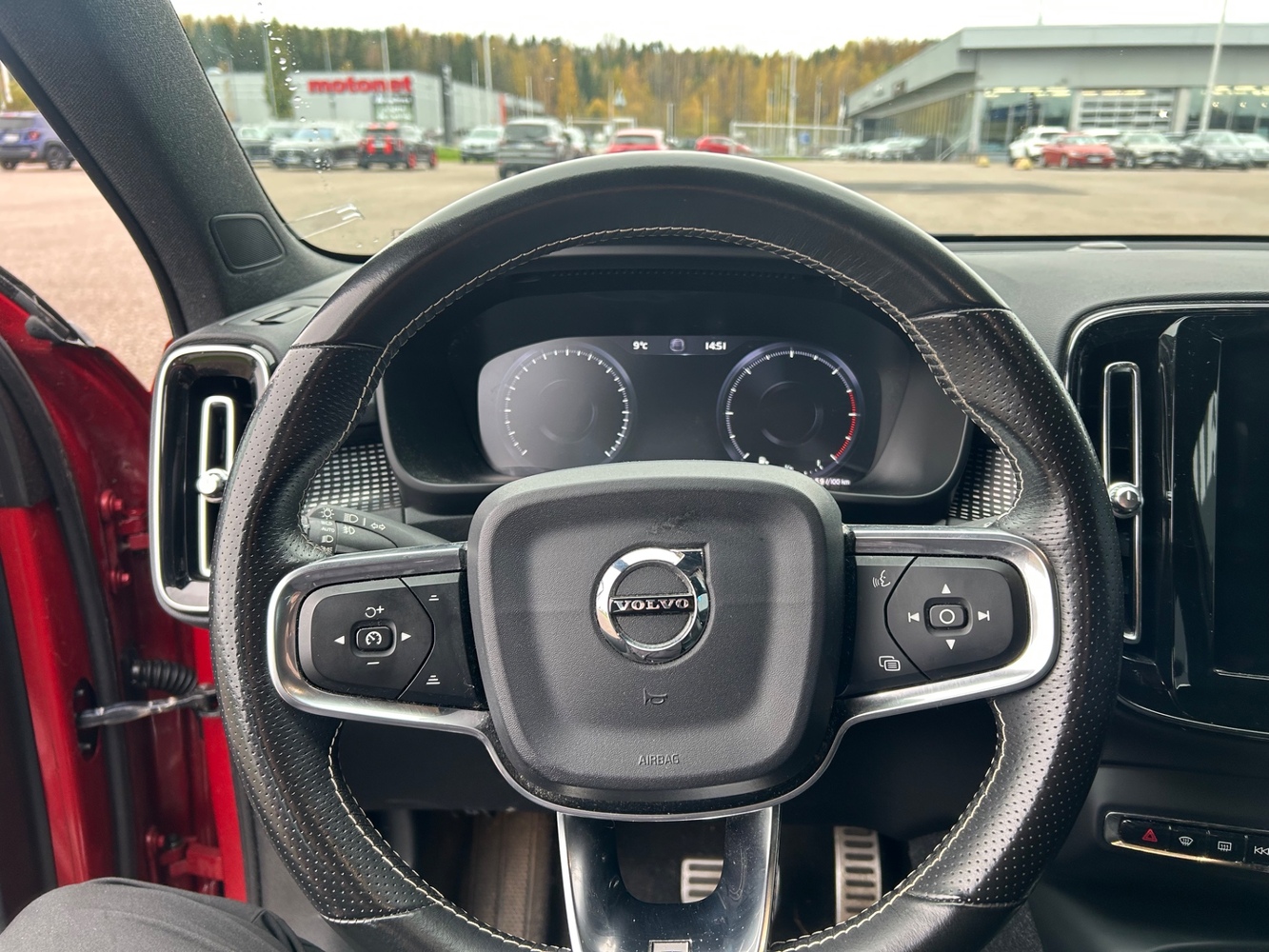 Volvo XC40 vaihtoauto