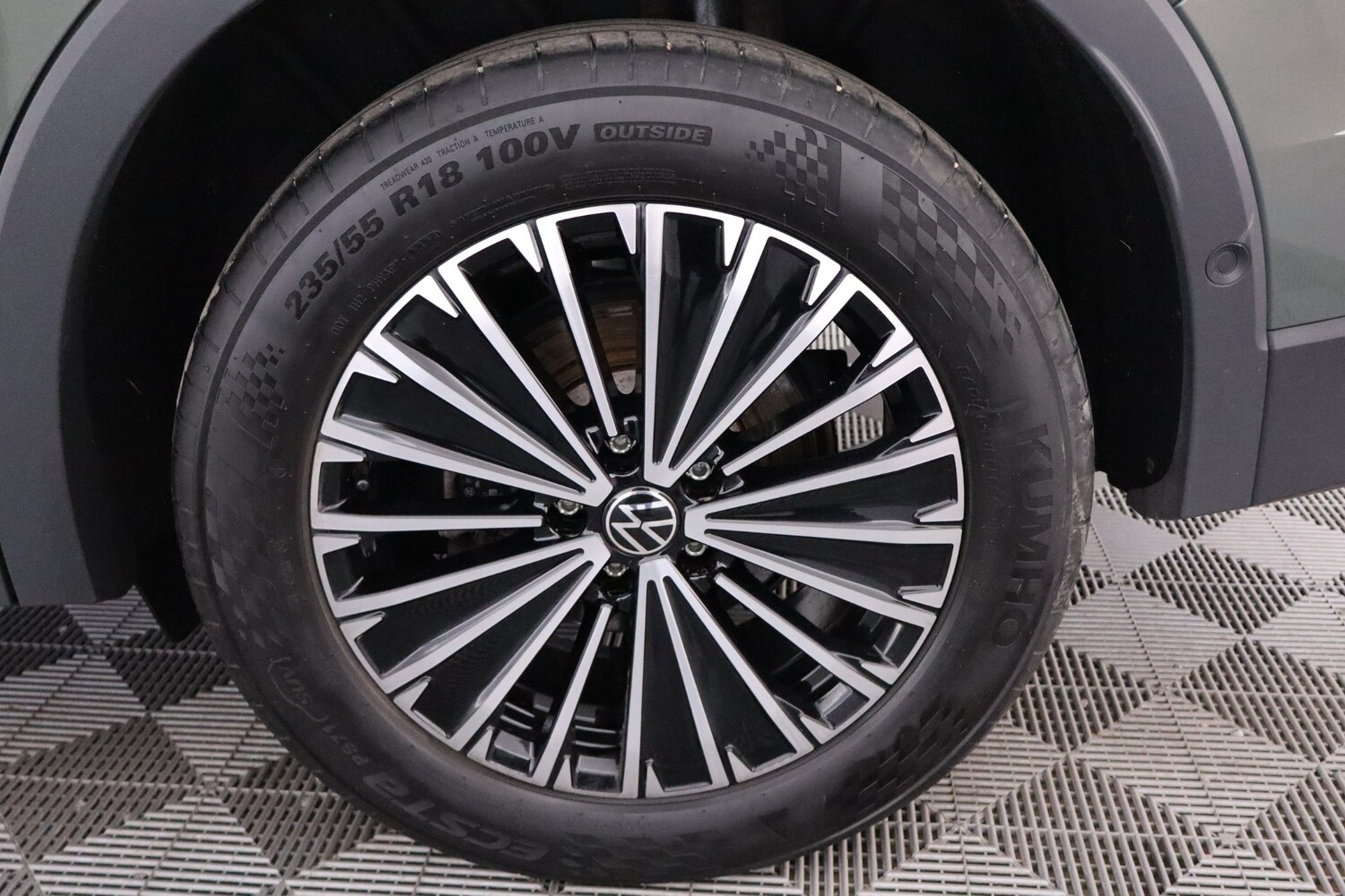 Volkswagen Tiguan vaihtoauto
